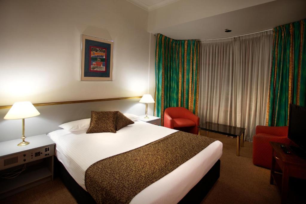 Mercure Maitland Monte Pio Room photo